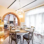 Villa Escape In Tuscany In With *