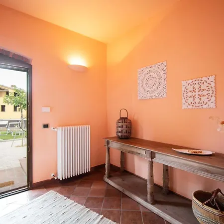 Escape In Tuscany In With